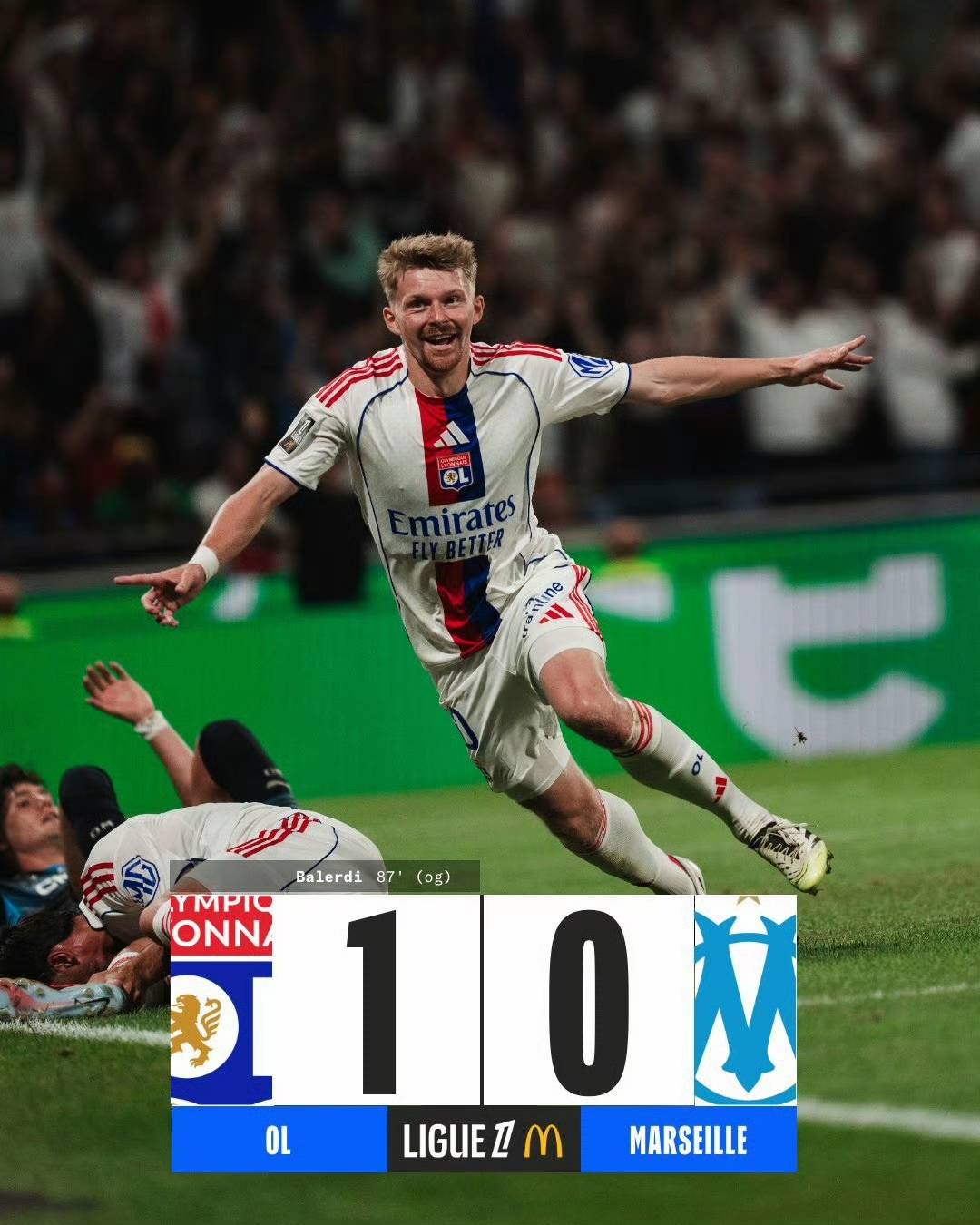 爱游戏关于里昂发布备战花絮，今夜官宣签约，法甲任务艰巨，更衣室氛围转暖的信息