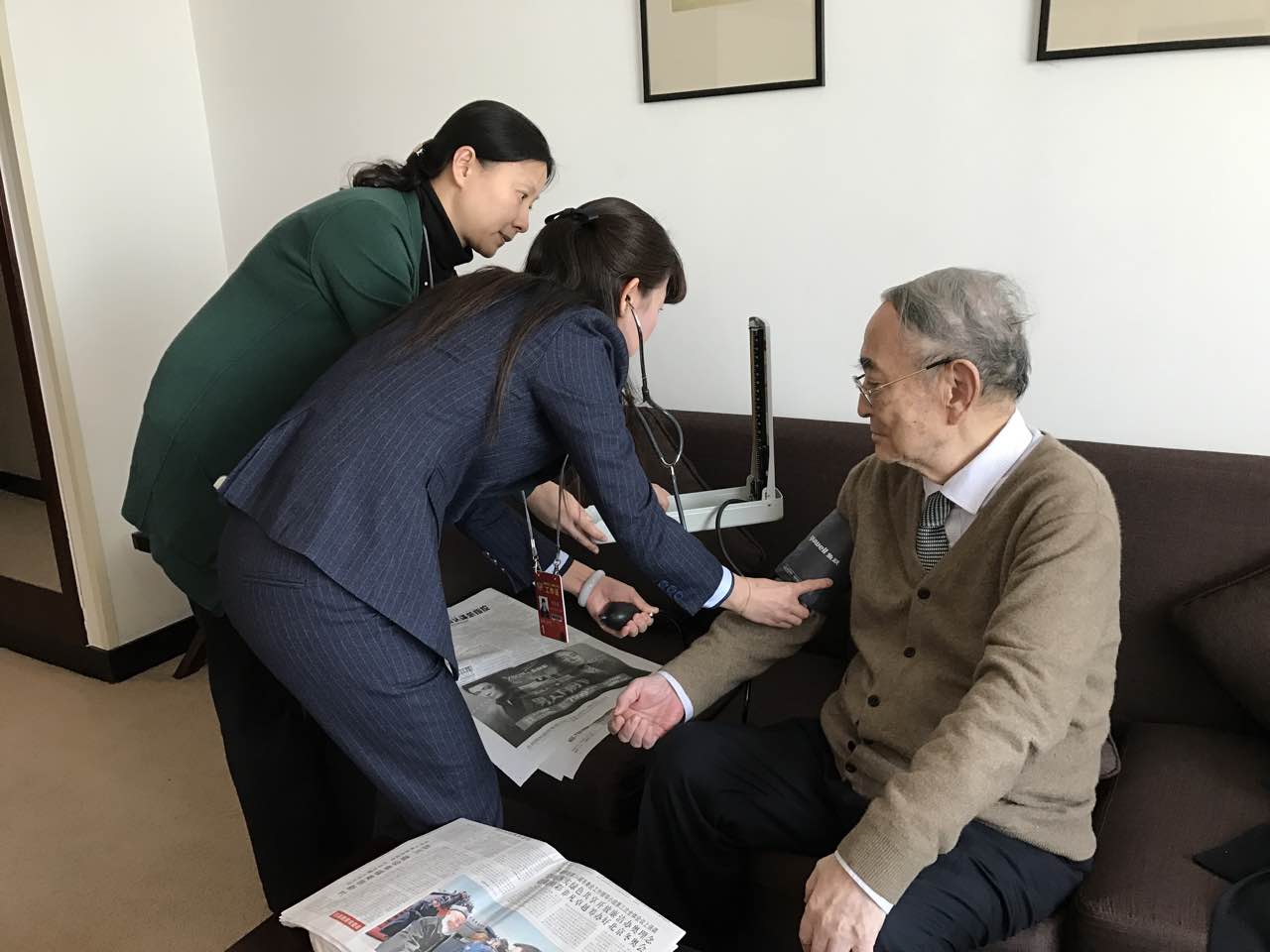 爱游戏登录入口关于今夜尤文图斯完成体检：社区盾节点到来，态度坚定，医务组通报恢复的信息